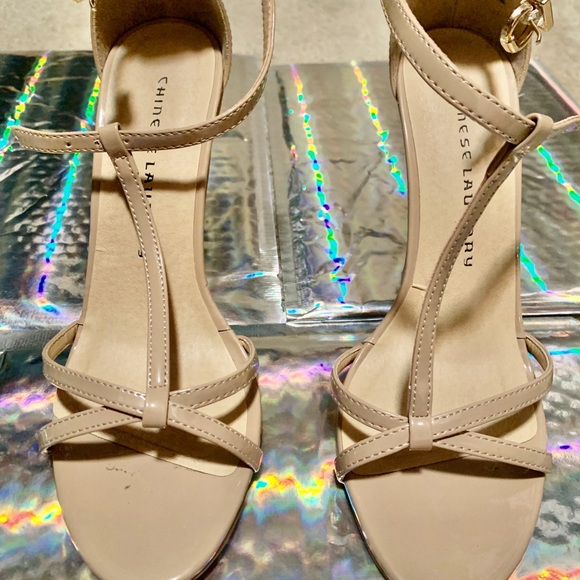 Nude pumps - Picture 1 of 4